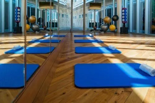 Chic Luxe Studio Dubai Mall شقة