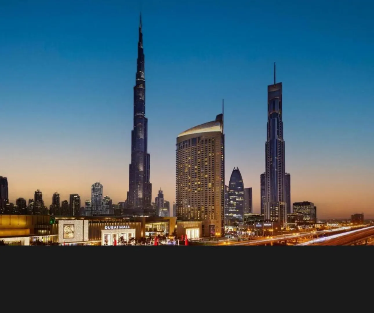 Chic Luxe Studio Dubai Mall